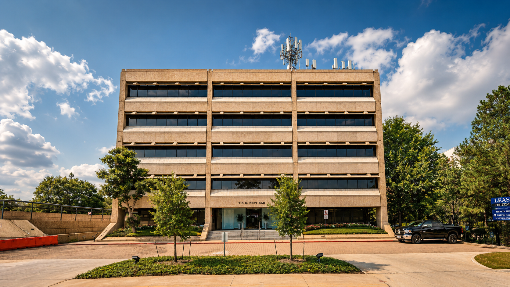 710 N. Post Oak Road, Houston, exterior view